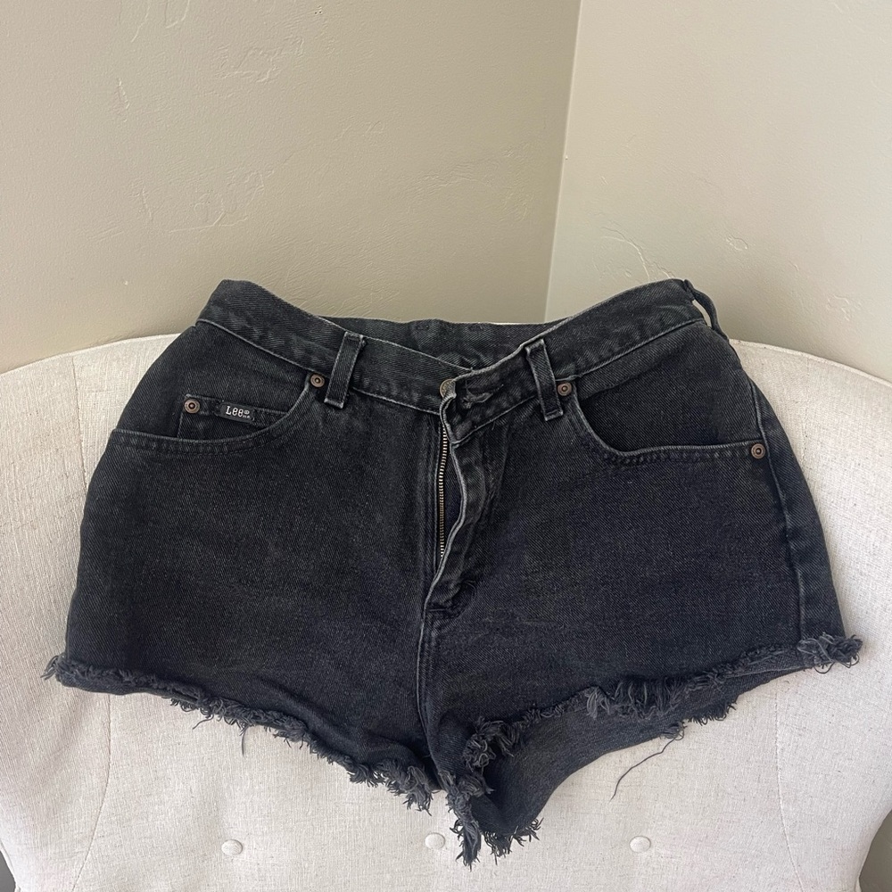 Love a good denim short !!